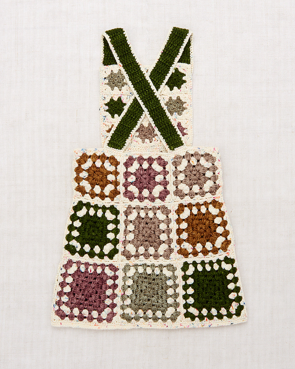 CrochetSquarePinafore-