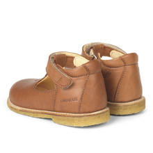Load image into Gallery viewer, Angulus Starter Mary Jane with Heart and Velcro - Cognac - 22, 23, 26, 27