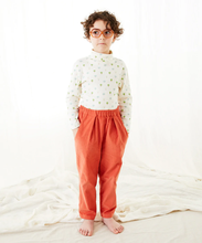 Load image into Gallery viewer, Oeuf Printed Turtleneck - Gardenia/Tree - 5/6Y Last One