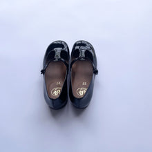 Load image into Gallery viewer, Pèpè T-bar Ballerinas - Vernice Nero - 24, 28
