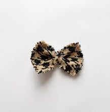 Load image into Gallery viewer, Rae Big Bow Hair Clips - Cream/Charcoal