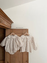 Load image into Gallery viewer, Monbebe Ellde Blouse - Cream, Khaki - 3/4Y, 5/6Y