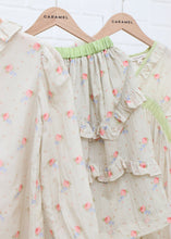 Load image into Gallery viewer, Caramel Azalea Skirt - Rose Bouquet- 3Y, 4Y, 6Y
