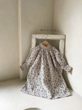 Load image into Gallery viewer, Monbebe Smocked Dress - Floral, Cream - 3/4Y, 5/6Y, 7/8Y